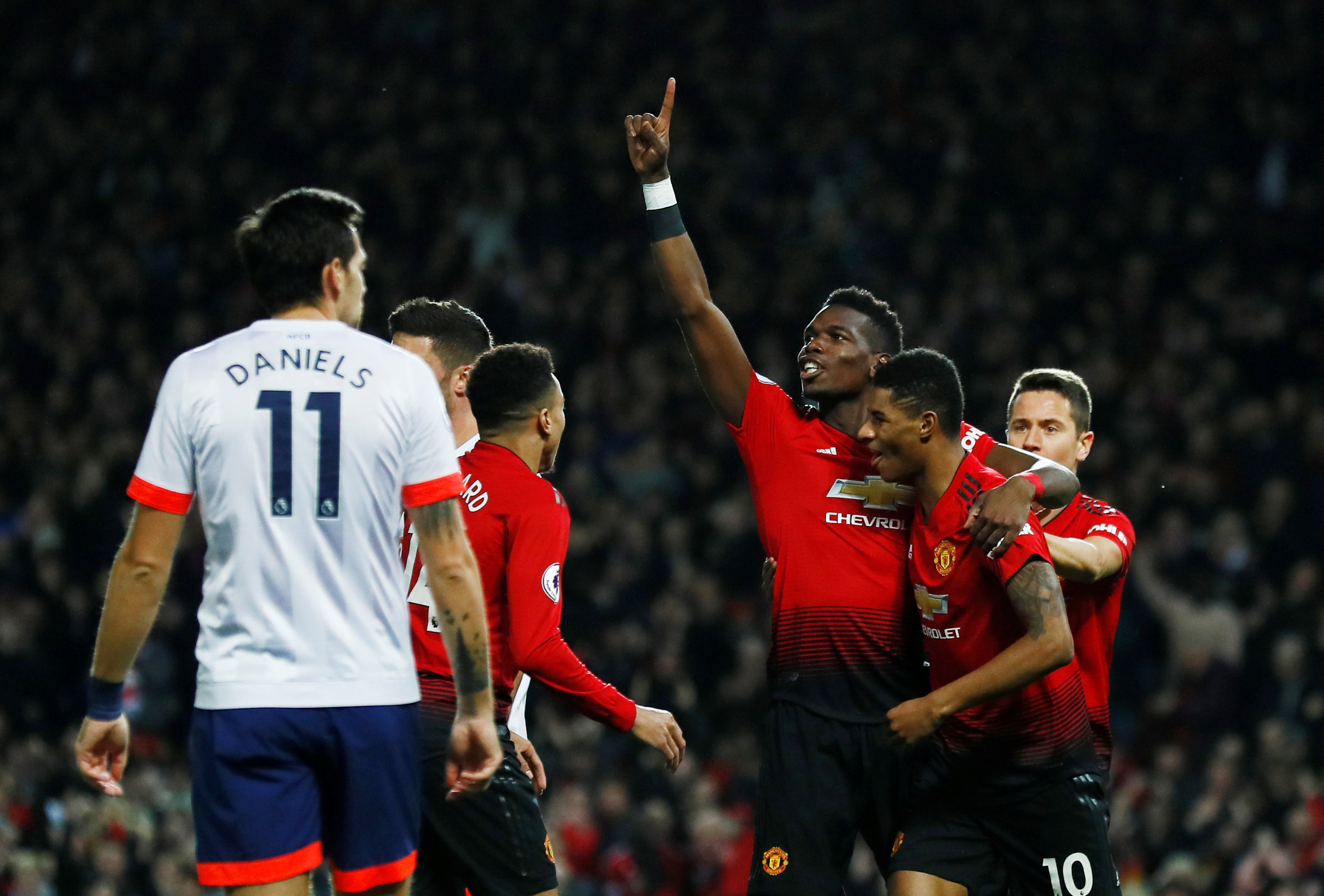 要中场球员 要中场球员